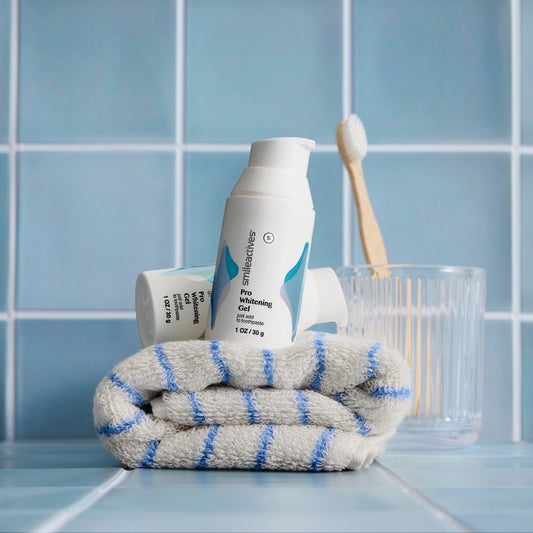 Teeth Whitening Gels vs Teeth Whitening Trays: Which One is Better?